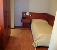 Bedroom 7 Hotel Ristorante Amalfitana