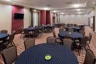 Functional Hall Best Western Plus Hinton Inn & Suites