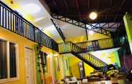 Lobi 2 Colors Boutique Hostel