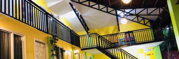 Lobi Colors Boutique Hostel