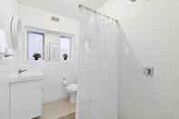 In-room Bathroom Pelicanstay in Bondi Beach