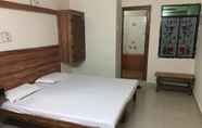 Kamar Tidur 6 Sree Sannidhee Residency