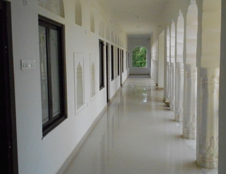 Sảnh chờ 2 Hotel Mandawa Palace