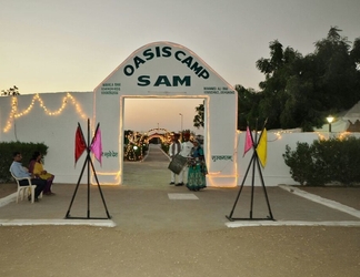 Bangunan 2 Oasis Camp Sam