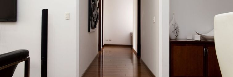 로비 Pentagono 96 by Nomad Guru