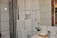 In-room Bathroom Xavier - Alfama River View by Team4You