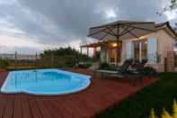 Swimming Pool Sun, Sand & Seclusion - Artemis with Private Pool