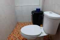 Toilet Kamar Roong Arun Resort