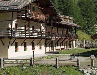 Exterior 2 Chalet du Lys Hotel