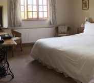 Bedroom 7 Larkrise Cottage