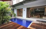 Swimming Pool 5 Nyoman Villa Sanur