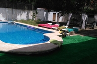 Swimming Pool Apartamento Ade