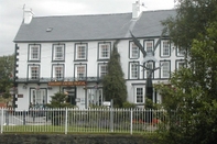 Exterior Neuadd Arms Hotel