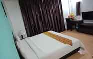 Bedroom 6 Hotel Sayang