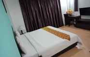 Bedroom 6 Hotel Sayang