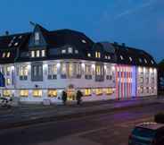 Exterior 5 Hotel Moerser Hof