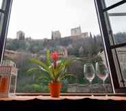 Nearby View and Attractions 2 Alhambra Sonder Apartments