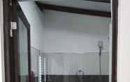 In-room Bathroom 4 Sigiriya Danu homestay