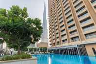 Swimming Pool Westminster Dubai Mall