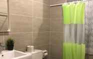 Toilet Kamar 5 JW Midhill Genting Homestay