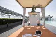 Bedroom Luxury Oasis w Rooftop Sunset View B21B