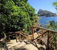 Bedroom 2 Ischia - WR Apartments