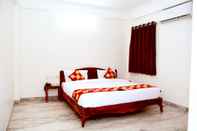 Bedroom Hotel Sugandh Retreat - Hostel