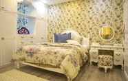 Kamar Tidur 2 1BR Victorian Apartment River View D7