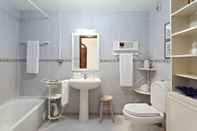 Phòng tắm bên trong Apartamento Maresia