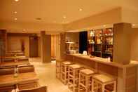 Bar, Kafe, dan Lounge Hotel Antirrio