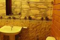 In-room Bathroom Milkyway Holiday Resort