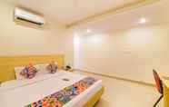 Bilik Tidur 7 FabHotel Vinflora Banjara Hills