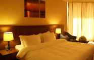 Phòng ngủ 7 Jiyeh Marina Resort Hotel & Chalets