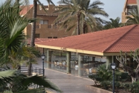 Exterior Jiyeh Marina Resort Hotel & Chalets