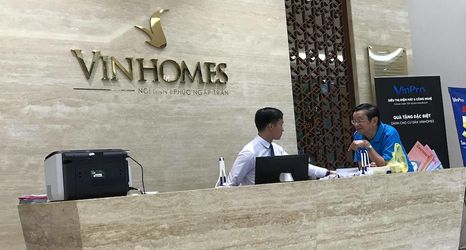 ロビー 2 Vinhomes Central Park - Luxury Apartment