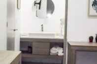 Toilet Kamar House 23