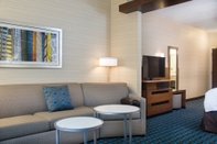 Common Space Fairfield Inn & Suites by Marriott Dayton