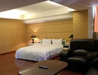 Phòng ngủ 2 Zaw Jung Business Hotel