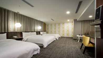 Bilik Tidur 4 Jung Zaw Business Hotel