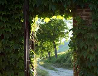 Exterior 2 Tenuta Guazzaura