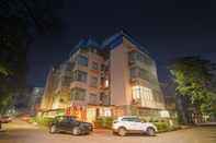 Bangunan Townhouse 727 Hotel The Platinum