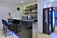 Bar, Kafe, dan Lounge Hotel Antica