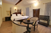 Bedroom JAWAI CASTLE RESORT - A Heritage Hotel in Jawai Leopard Reserve