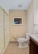 BATHROOM Extended Stay America Premier Suites Greenville Woodruff Rd