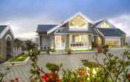 Exterior 4 Wisteria Luxury Villas