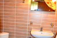 In-room Bathroom Luxury Apartment in Eleftherna Adrastia