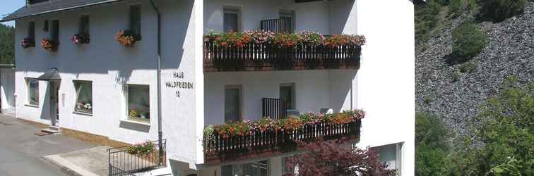 ภายนอกอาคาร Pension Haus Waldfrieden