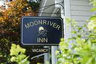 ภายนอกอาคาร Moonriver Inn