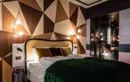 Kamar Tidur 4 The Hide Hotel Flims