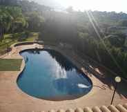 Swimming Pool 2 Villa Emy